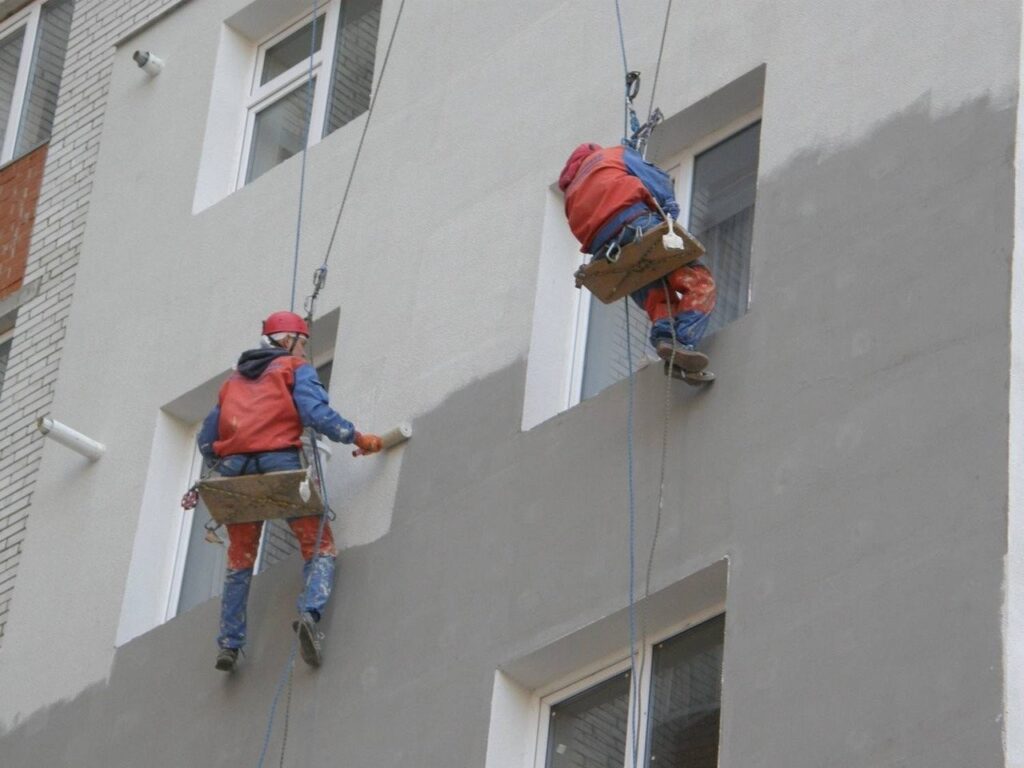 The Importance of Villa Painting Experts 